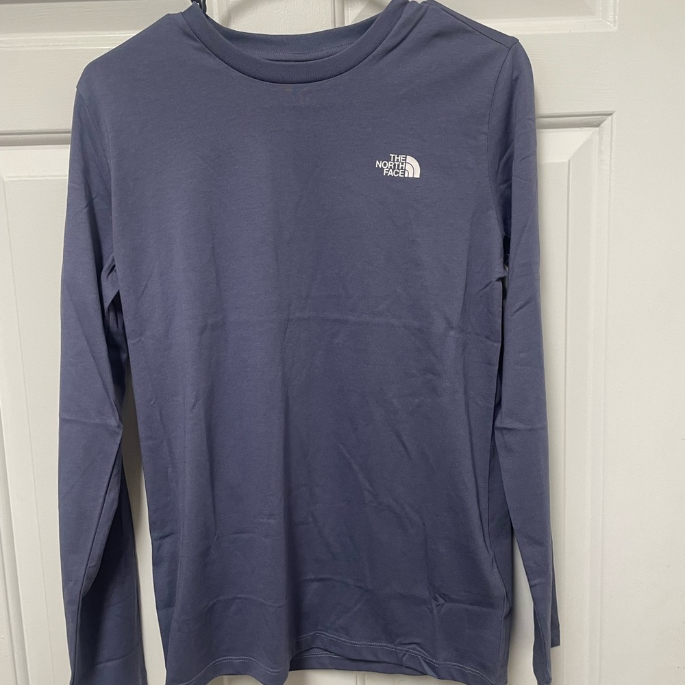 The North Face Woman’s Small Long Sleeve Shirt in Blue